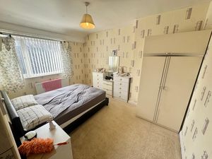 Photo 8- click for photo gallery